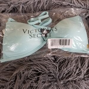 Victoria Secret swimsuit top Size M